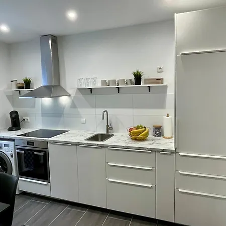 - 4 Pers - 24h Self Check-in - Verkehrsanbindung Апартаменты