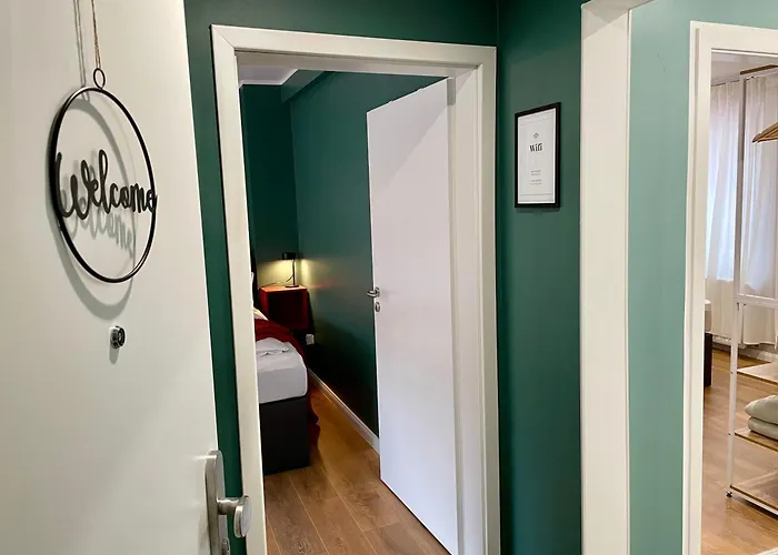 - 4 Pers - 24h Self Check-in - Verkehrsanbindung アパート *