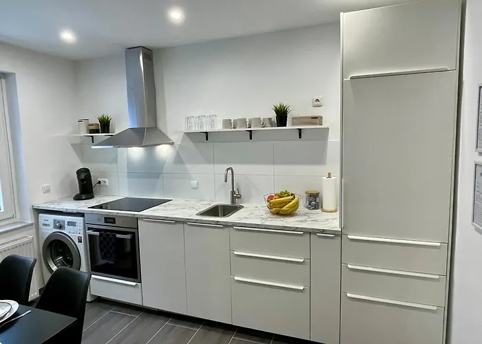 - 4 Pers - 24h Self Check-in - Verkehrsanbindung アパート