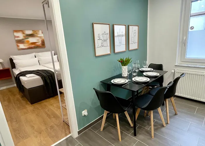 - 4 Pers - 24h Self Check-in - Verkehrsanbindung アパート